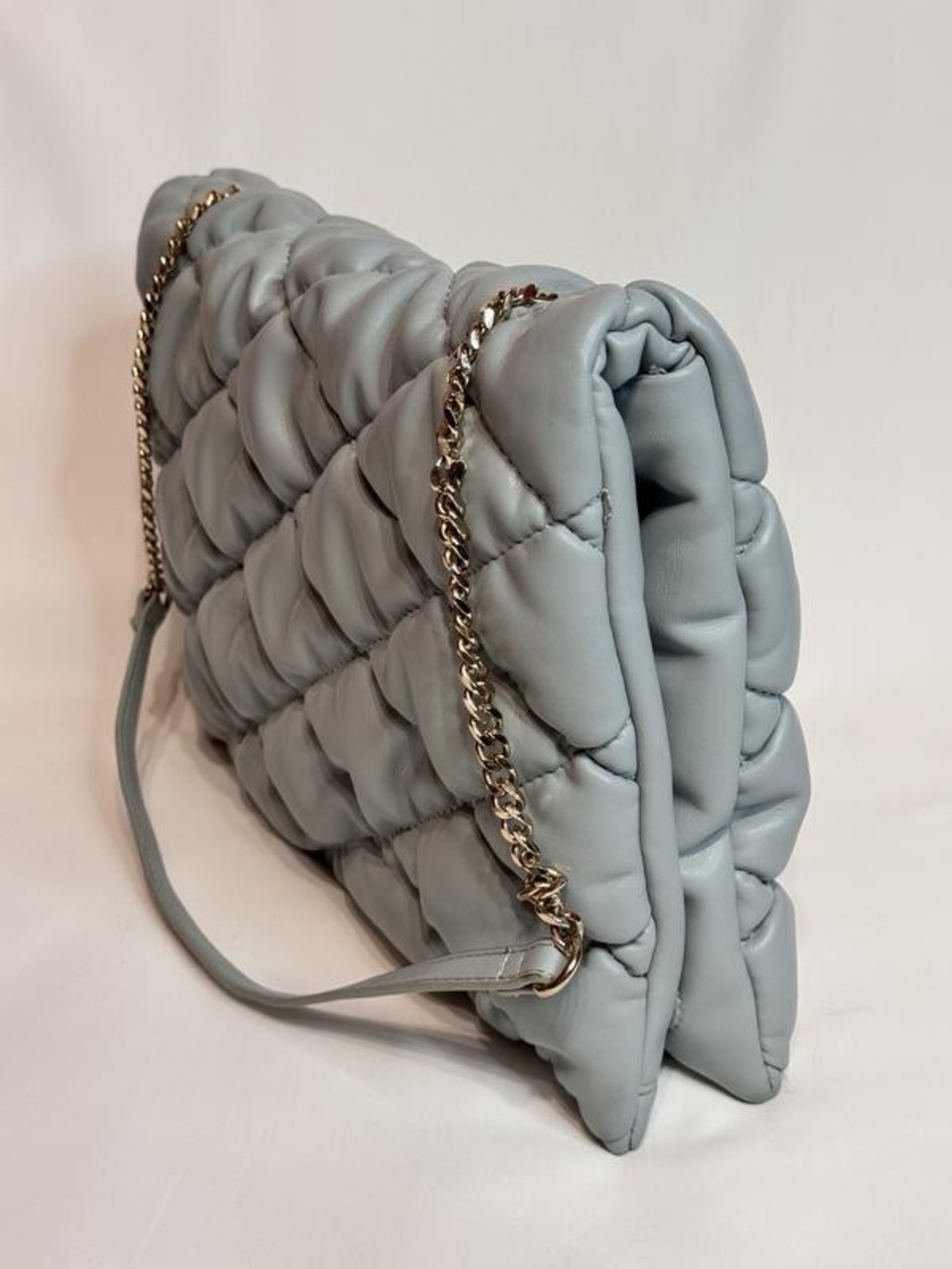 Zara Quilted Chain-Shoulder Bag - Light Gray